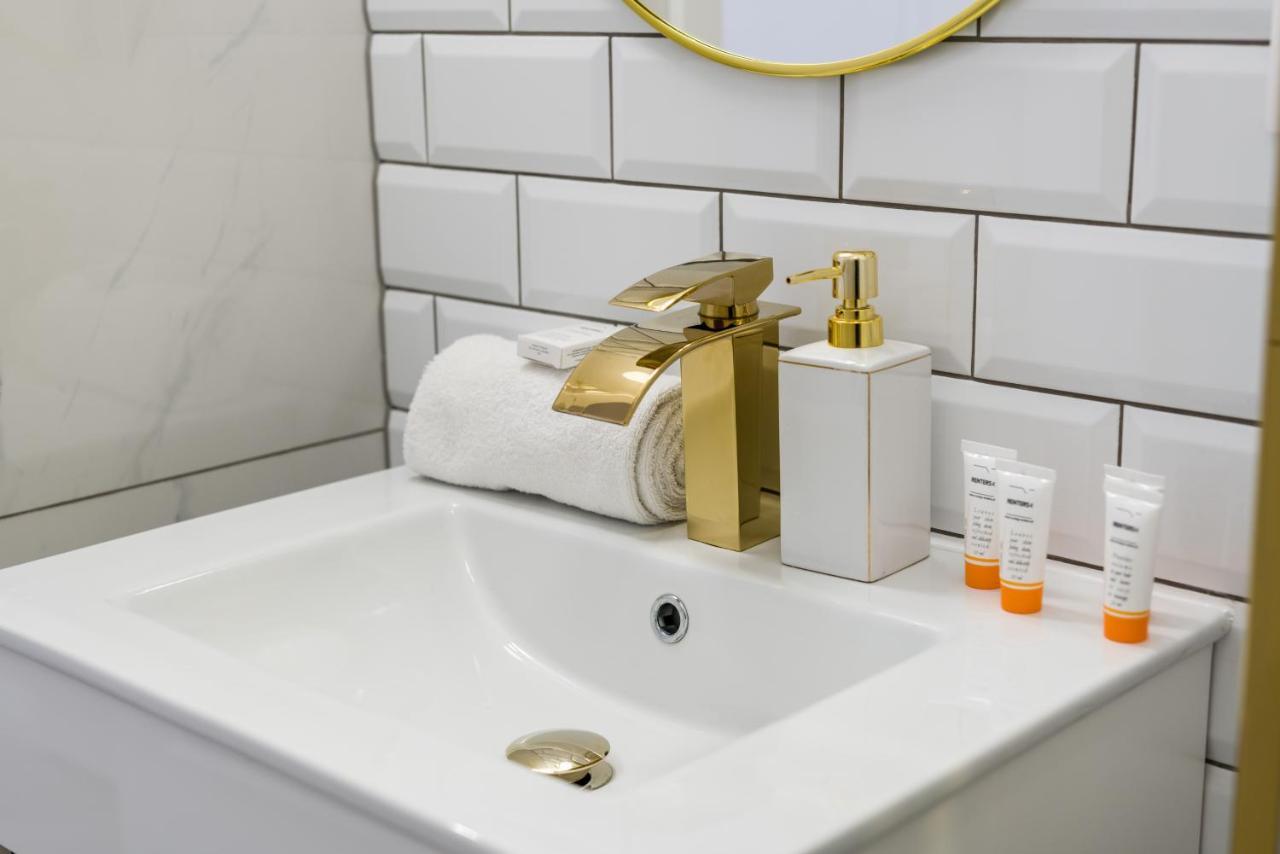 Modern Studio Apartments Poznan City Center By Noclegi Renters Esterno foto
